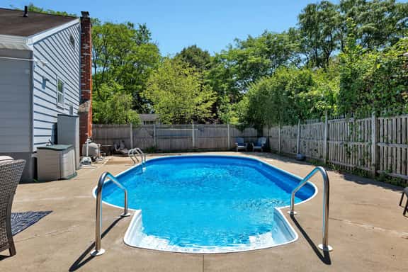 Saratoga Backyard Spa Retreat - Image 1